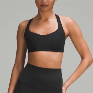 Lululemon Black Free to Be Bra, size zero
